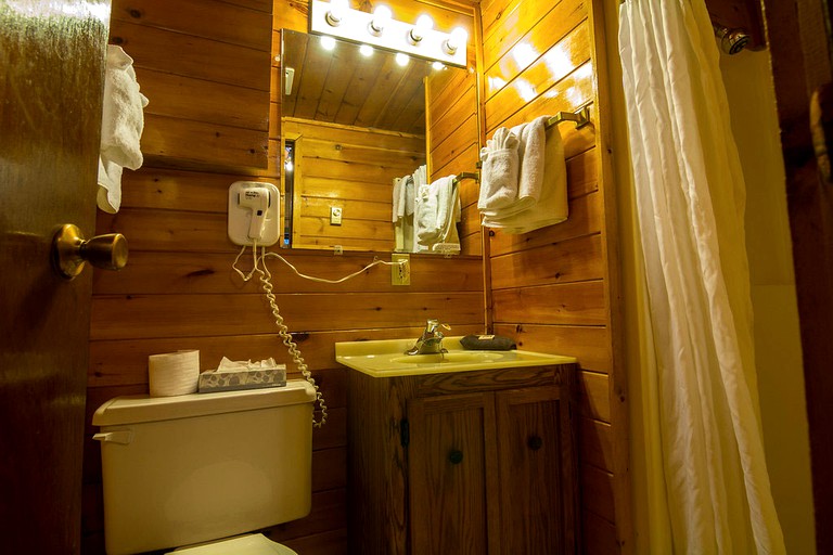 Cabin Rental On West Hawk Lake Canada