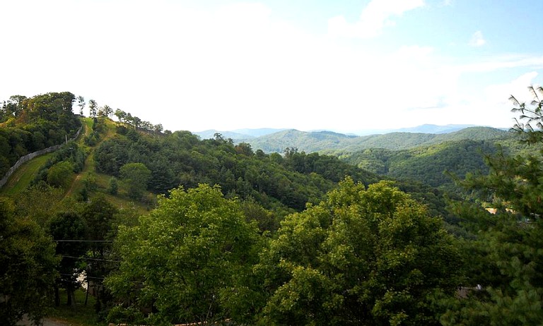 Log Cabins (North Hill, North Carolina, United States)