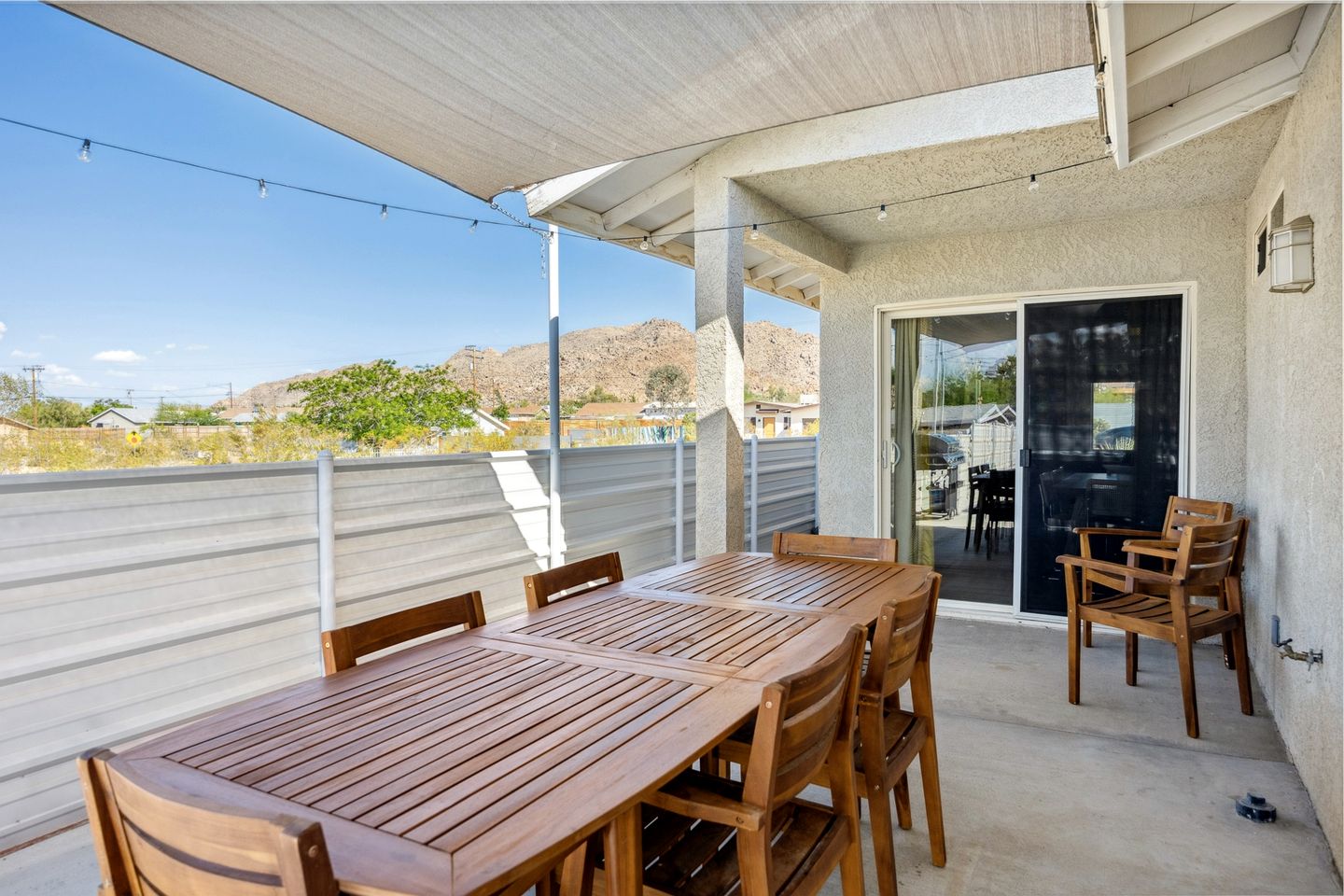 Beautiful Desert Rental with Hot-Tub-Fire Pit and BBQ in California