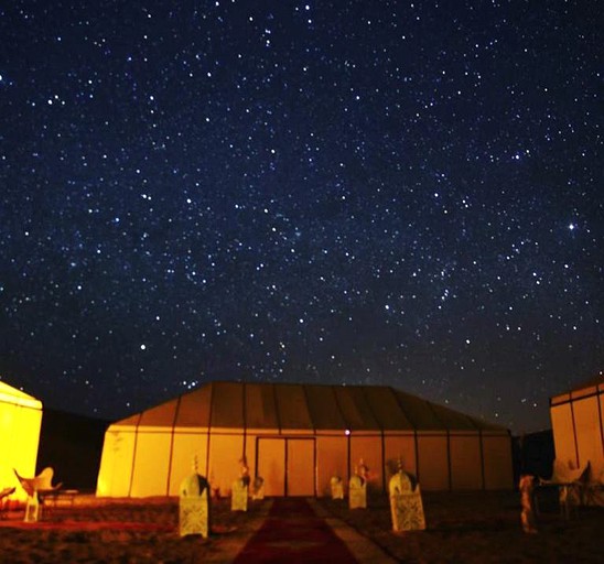 Tents (Erg Chebbi, Drâa-Tafilalet Region, Morocco)