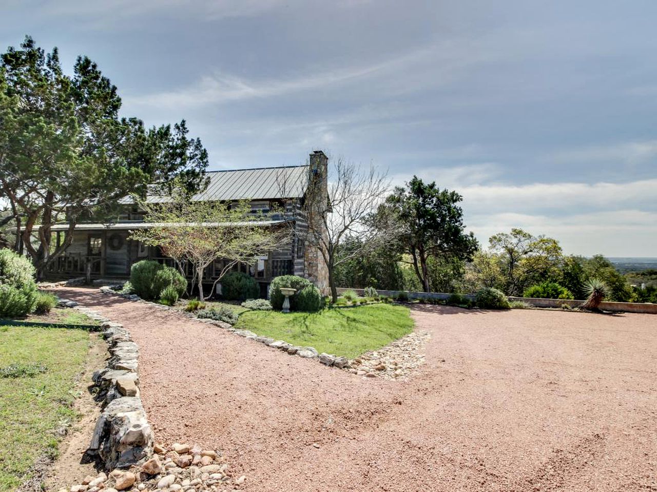 Secluded Cabins for Rent Outside of Fredericksburg