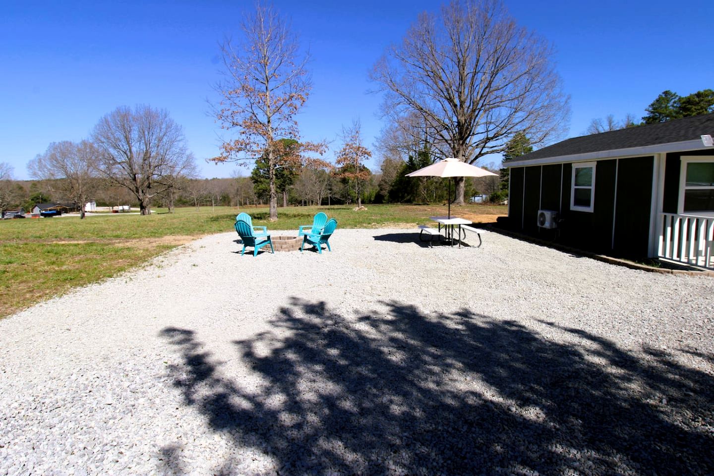 Charming Tiny Home Retreat Near Forest Trails & River Access in Calico Rock, Arkansas