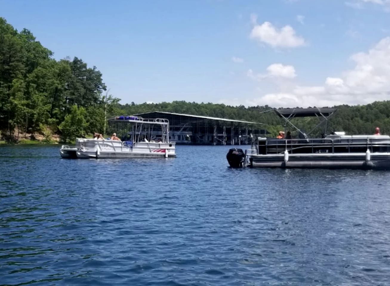 Charming Tiny Home Retreat Near Forest Trails & River Access in Calico Rock, Arkansas