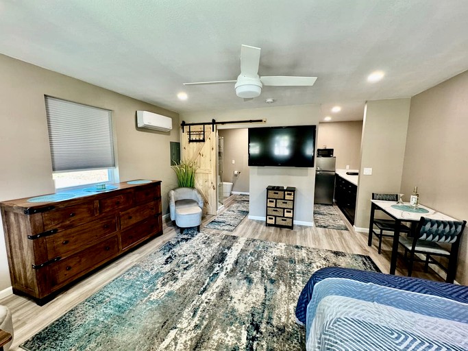 Tiny Houses (United States of America, Calico Rock, Arkansas)