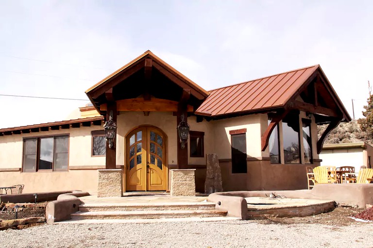 Bubbles & Domes (Arroyo Seco, New Mexico, United States)