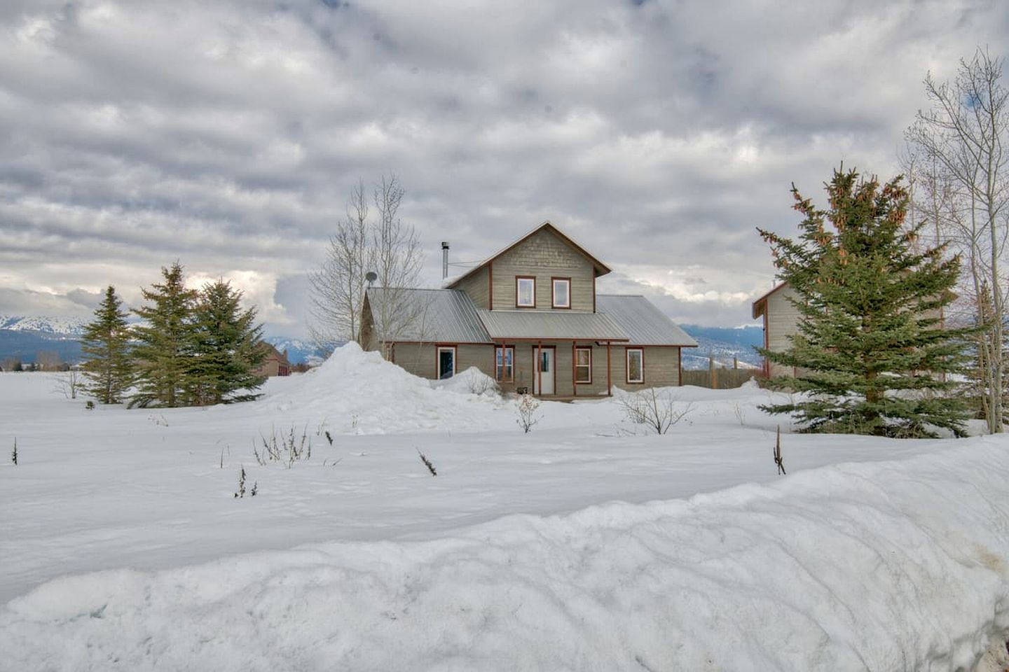 Secluded Farmhouse Retreat with Firepit Near Outdoor Adventures in Driggs, Idaho