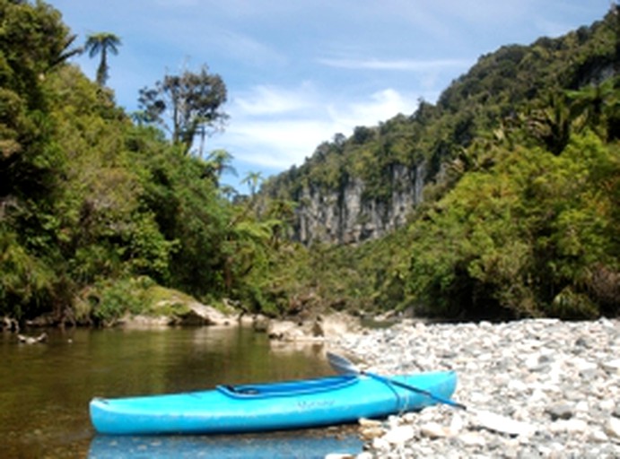 Nature Lodges (Punakaiki, South Island, New Zealand)