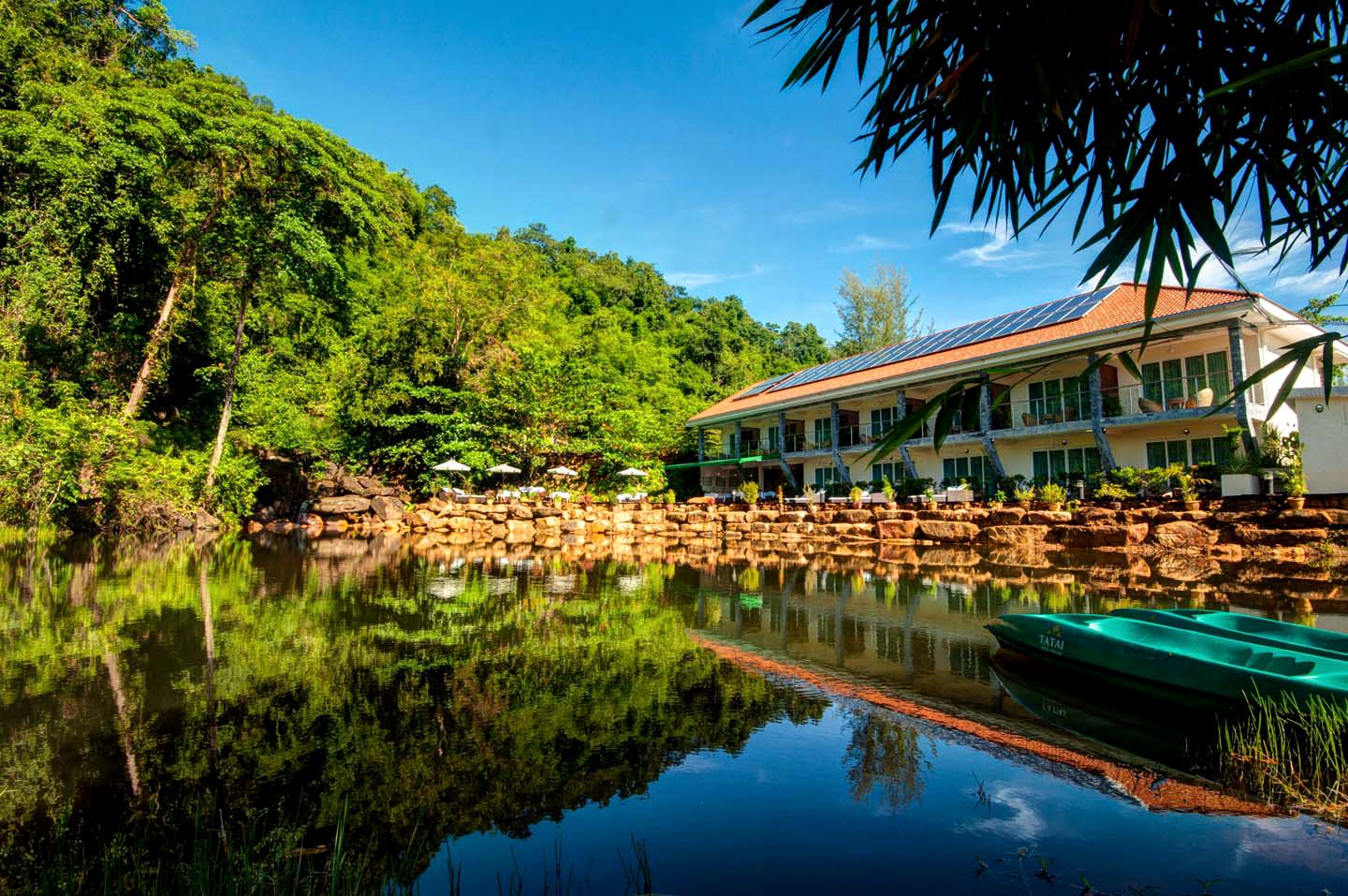 Large and Luxurious Vacation Accommodation near the Tatai Waterfall, Cambodia