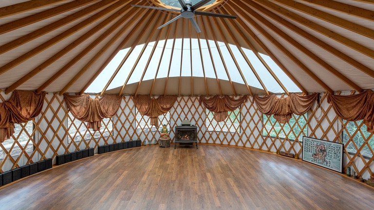 Yurts (Cayucos, California, United States)