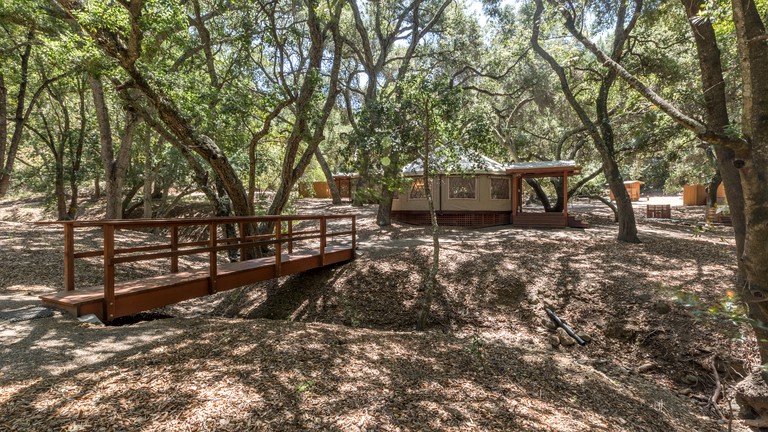 Yurts (Cayucos, California, United States)