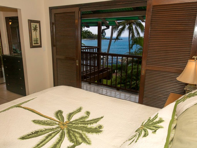 Beach Houses (Captain Cook, Hawaii, United States)