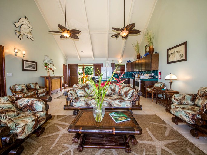 Beach Houses (Captain Cook, Hawaii, United States)