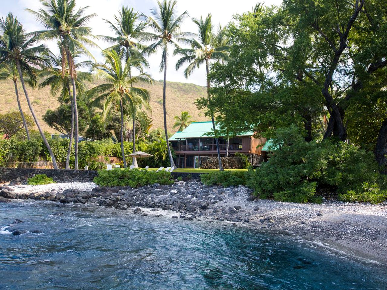 Beach Houses (Captain Cook, Hawaii, United States)