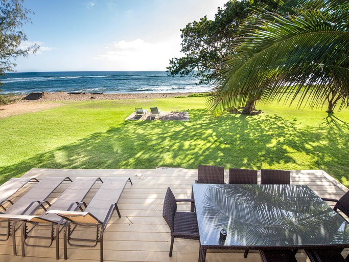 Beach Houses (Kekaha, Hawaii, United States)