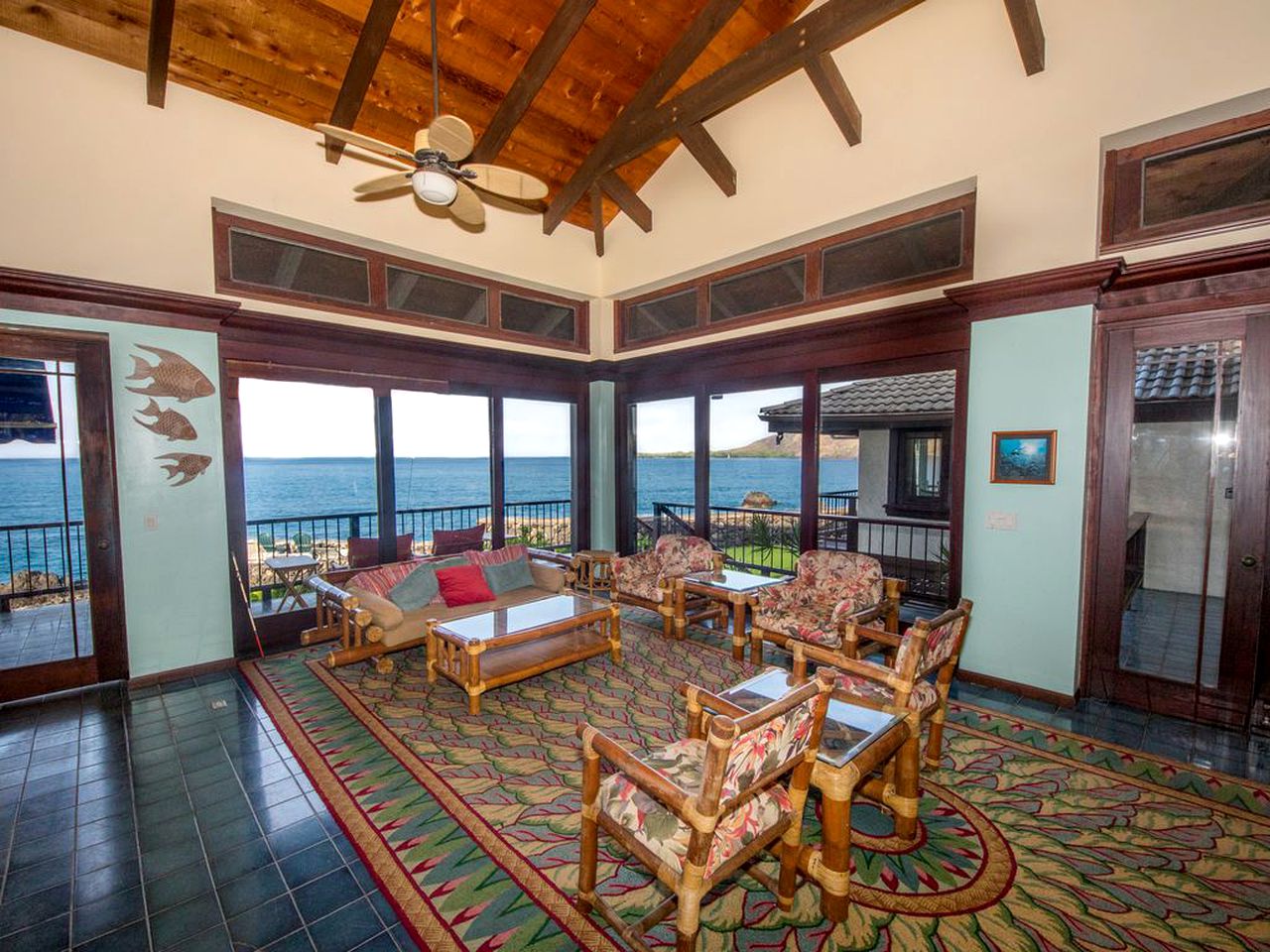 Luxury Villa Rental with Stunning Ocean Views in Kealakekua Bay, Hawaii