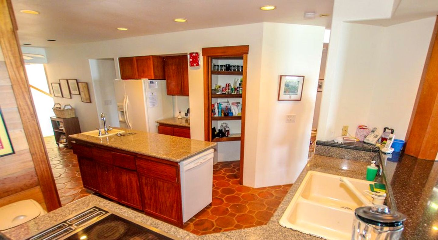 Luxurious Villa Rental on the Beach on Kauai, Hawaii