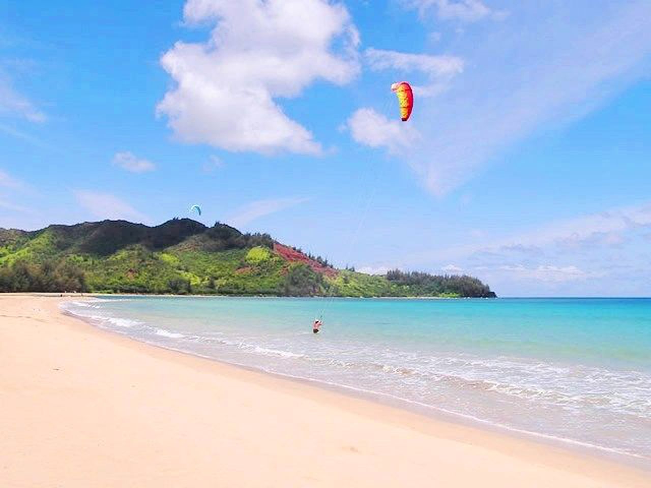Oceanfront Cottage Rental with Mountain Views in Hanalei, Hawaii