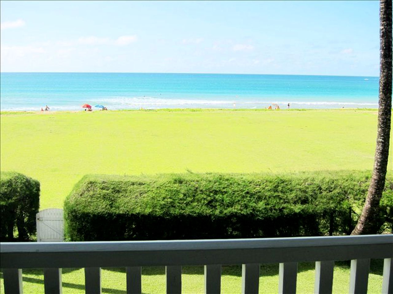 Oceanfront Cottage Rental with Mountain Views in Hanalei, Hawaii