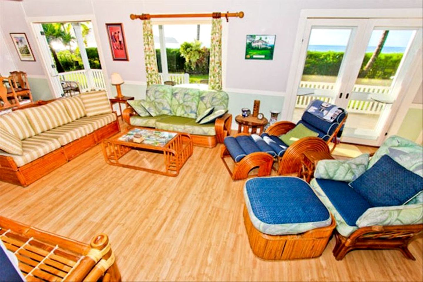 Oceanfront Cottage Rental with Mountain Views in Hanalei, Hawaii