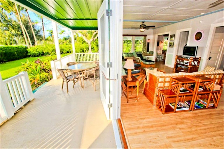 Beach Houses (Hanalei, Hawaii, United States)