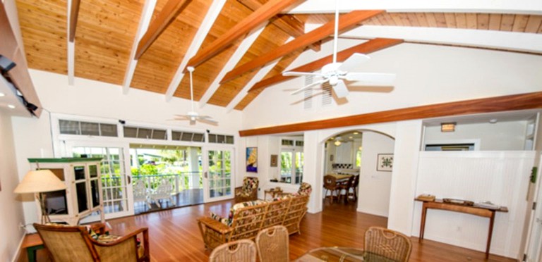 Beach Houses (Hanalei, Hawaii, United States)