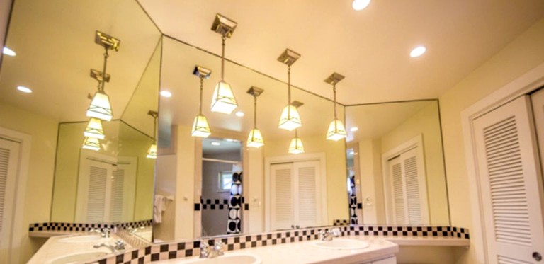 Beach Houses (Hanalei, Hawaii, United States)