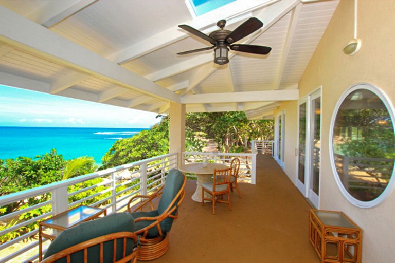 Beach Houses (Kilauea, Hawaii, United States)