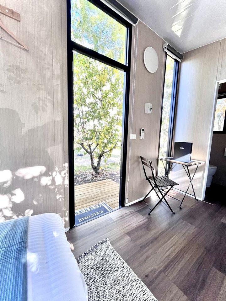Fantastic Secluded Tiny House with Fire Pit in Milawa, Victoria