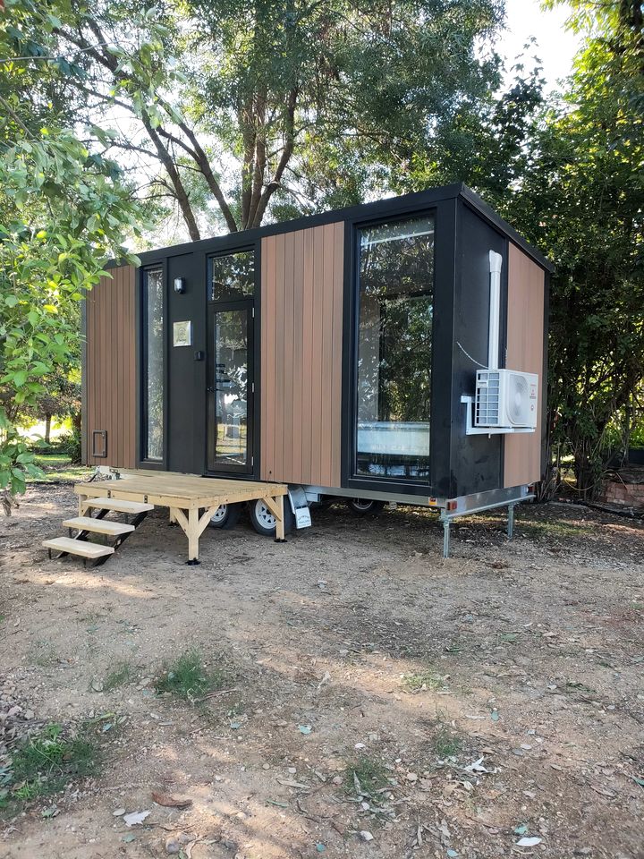 Fantastic Secluded Tiny House with Fire Pit in Milawa, Victoria