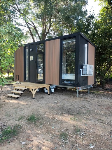 Tiny Houses (Australia, Milawa, Victoria)