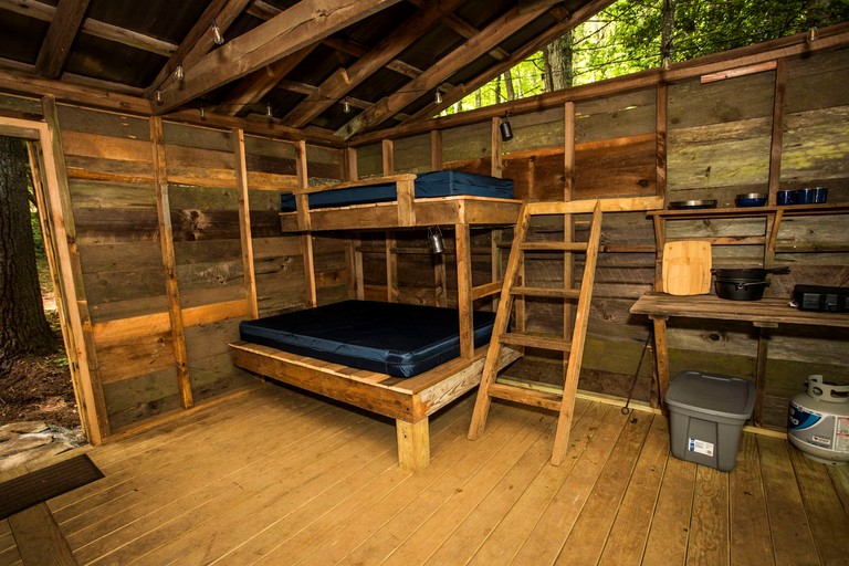 Cabins (United States of America, Zirconia, North Carolina)