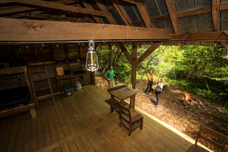 Vacation Rentals (United States of America, Zirconia, North Carolina)