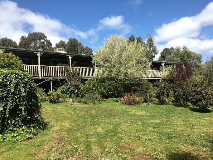 Cottages (Balingup, Western Australia, Australia)