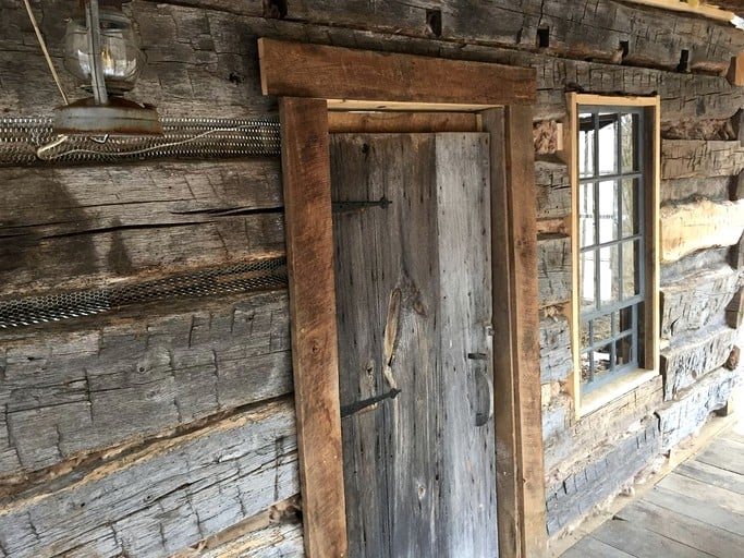 Log Cabins (Nauvoo, Illinois, United States)