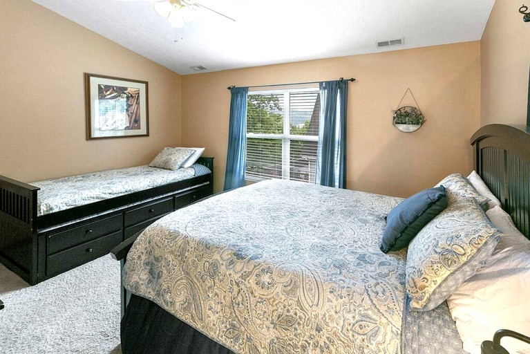 Cabins (United States of America, Speedwell, Tennessee)