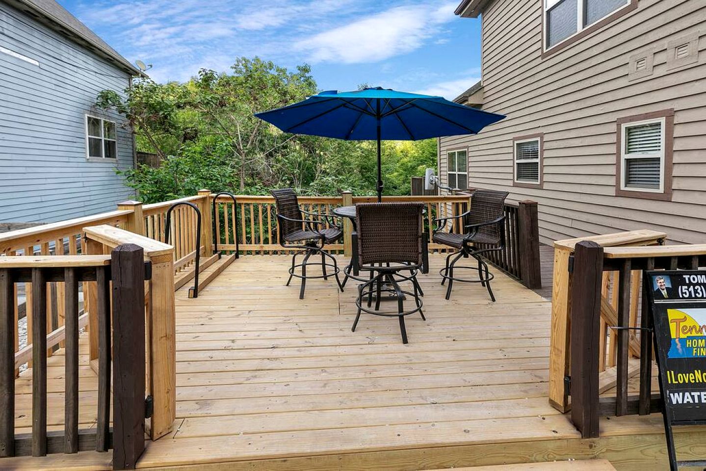 Majestic Waterfront Tennessee Cabin with a Hot Tub at Norris Lake