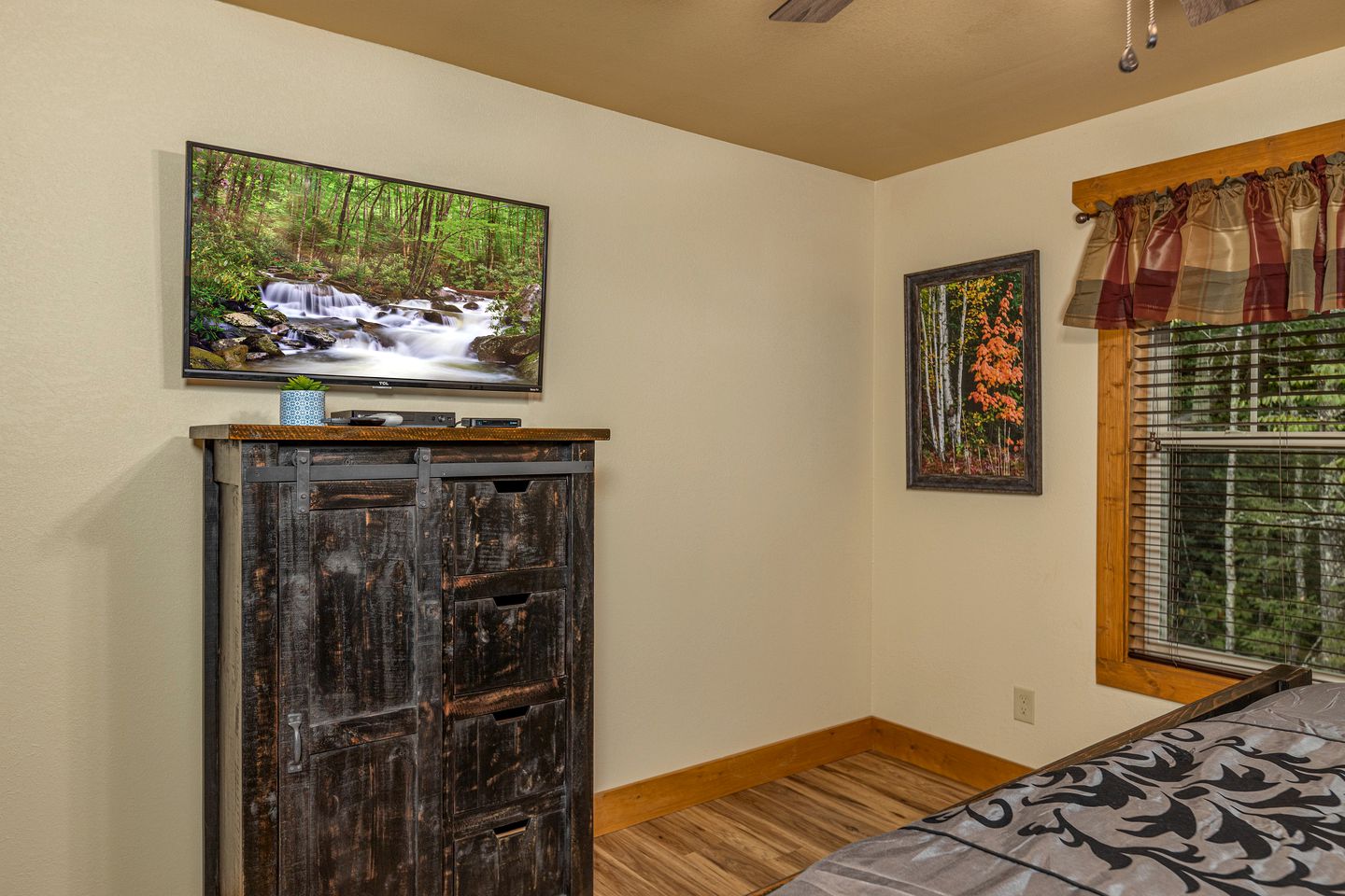 Luxury Cabin Rental with Hot Tub, Pool Table, and Arcade on Family Resort near Gatlinburg, Tennessee