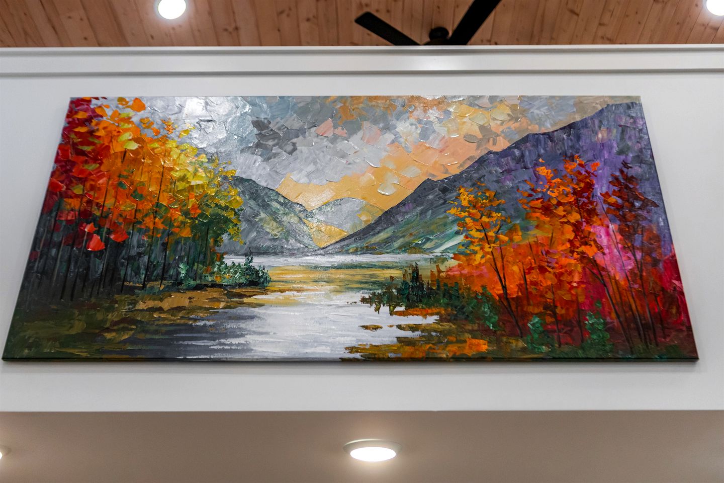 Scenic Bluffside Tiny Home Retreat with Kid-Friendly Loft near South Cumberland in Monteagle, Tennessee