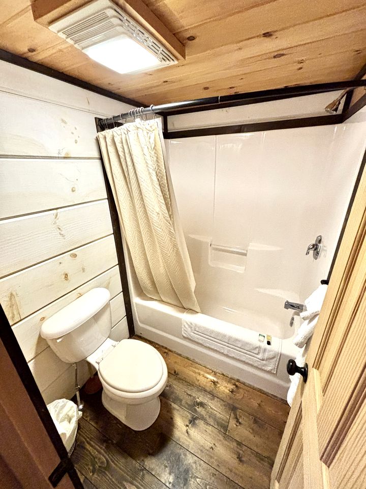 Tiny Home Cottage Near the Smokies #5 Fleur in Sevierville