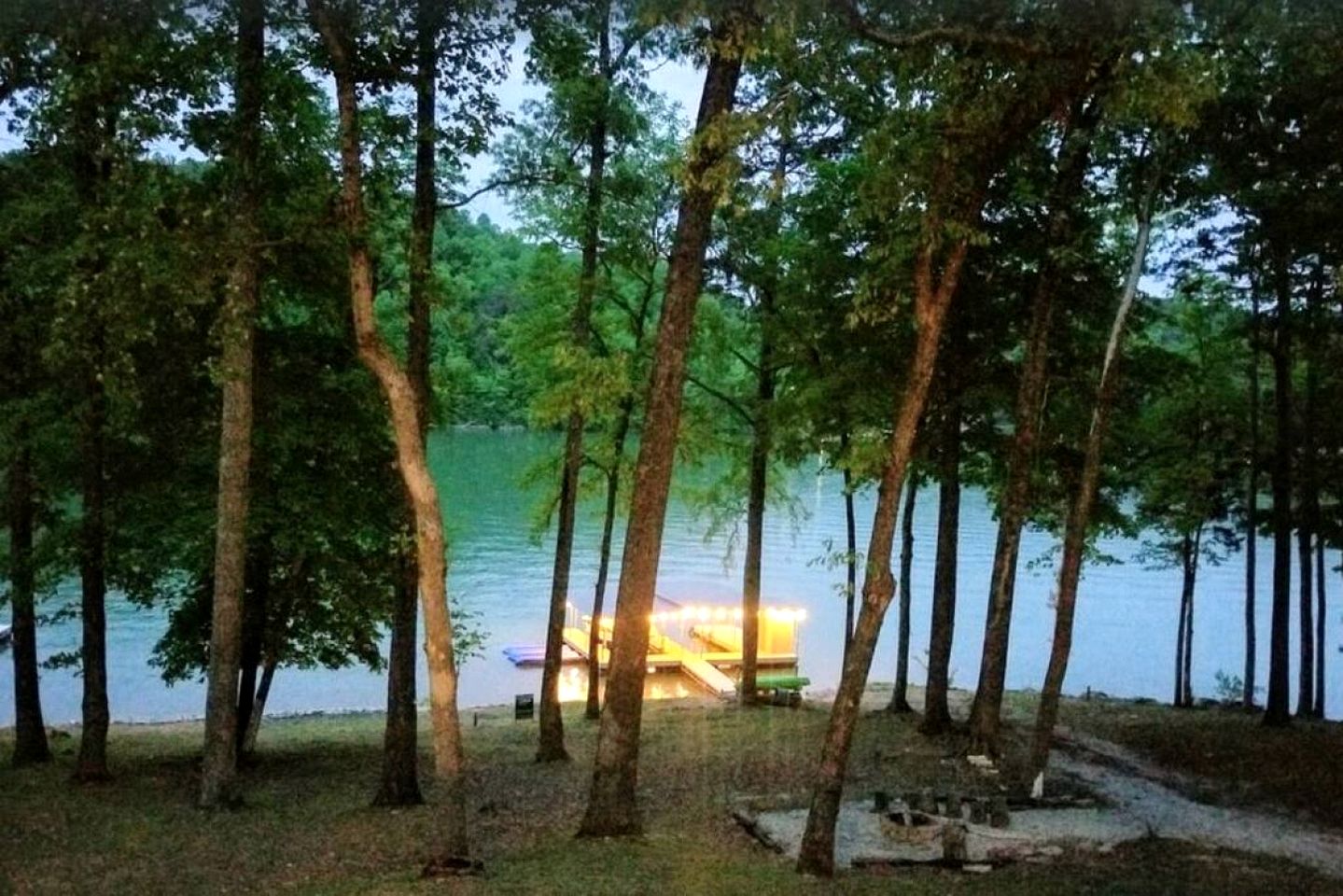 DUPLICATE Spacious Tennessee Vacation Rental for Getaways to Norris Lake