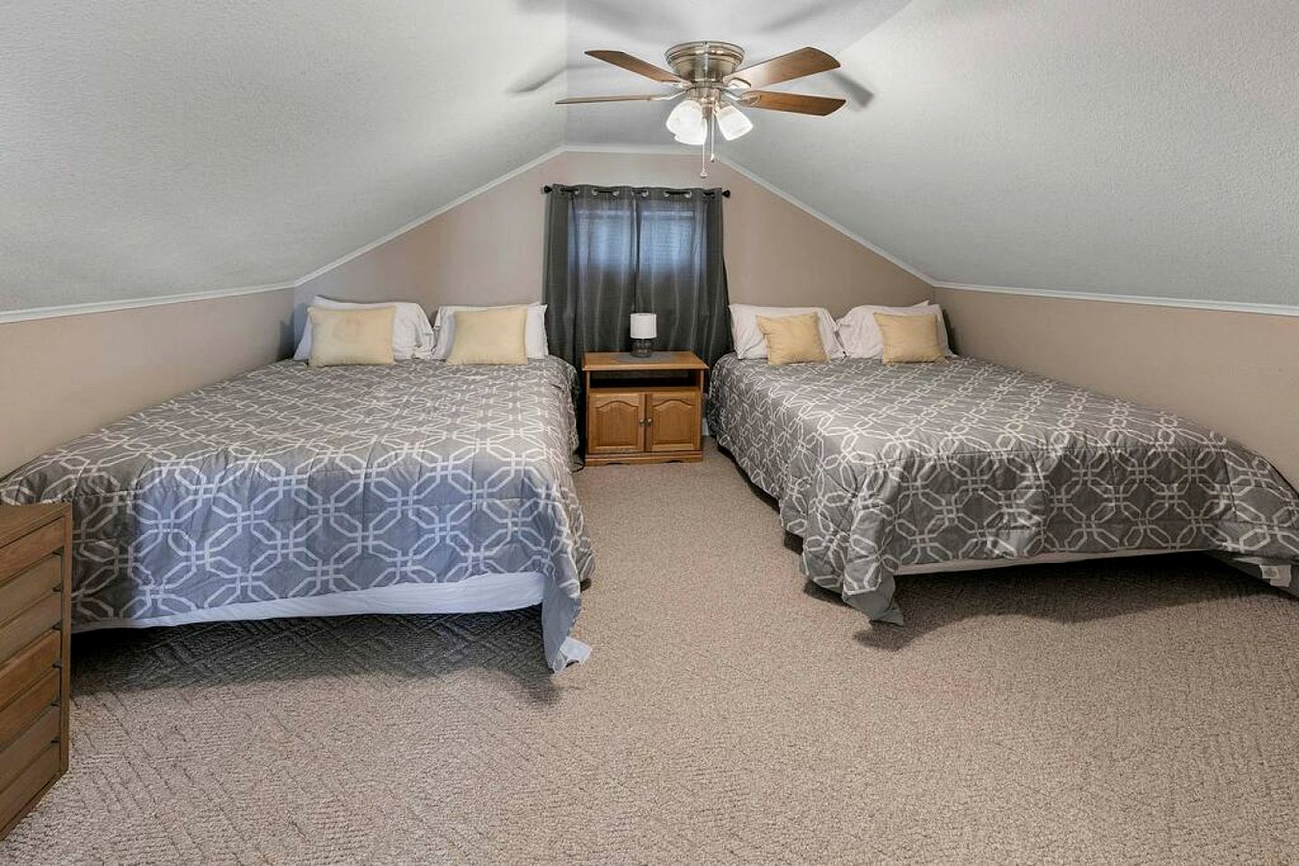 DUPLICATE Spacious Tennessee Vacation Rental for Getaways to Norris Lake