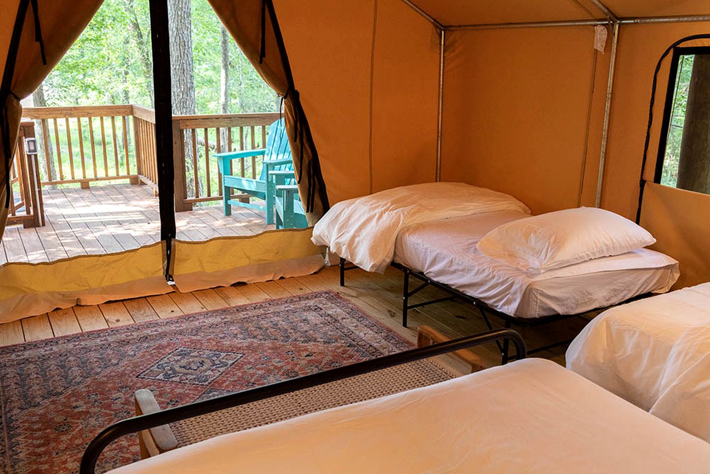 Family Friendly Safari Tent Well Equipped in Livingston, Texas