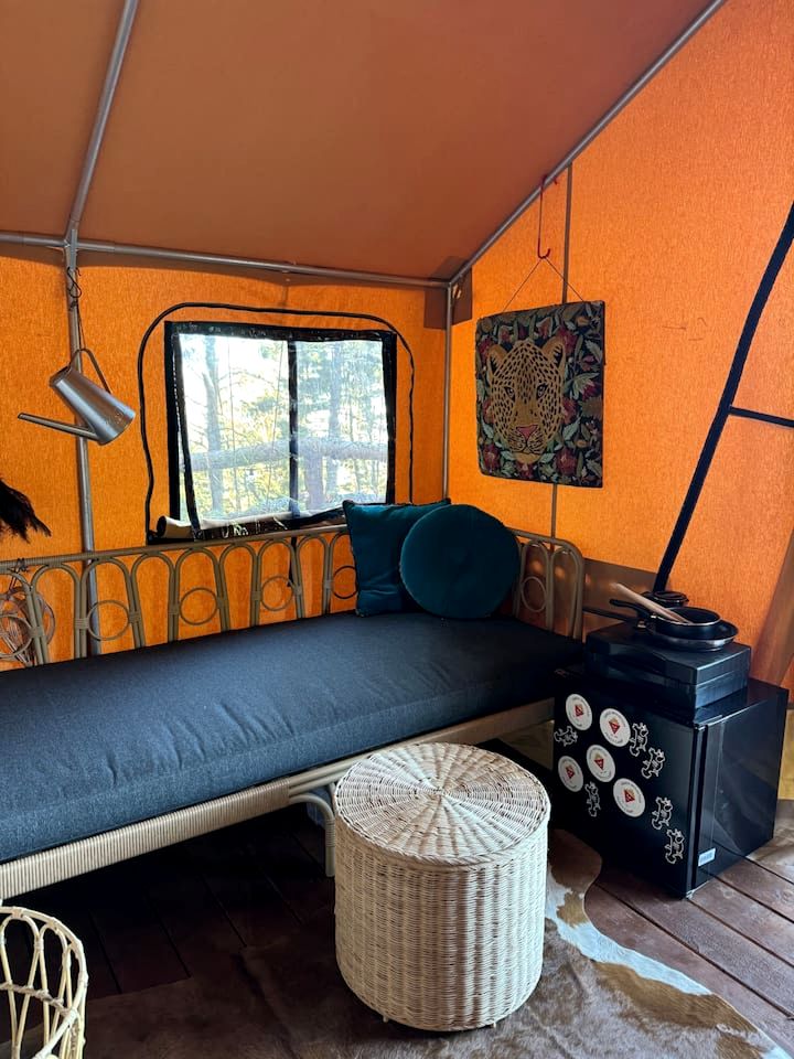 Gorgeous Safari Tent with Incredible Views in Kings Mountain, California