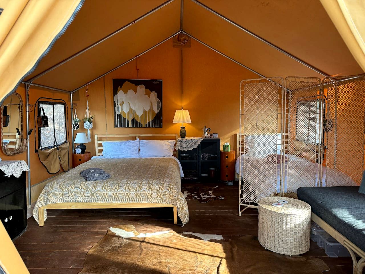 Gorgeous Safari Tent with Incredible Views in Kings Mountain, California