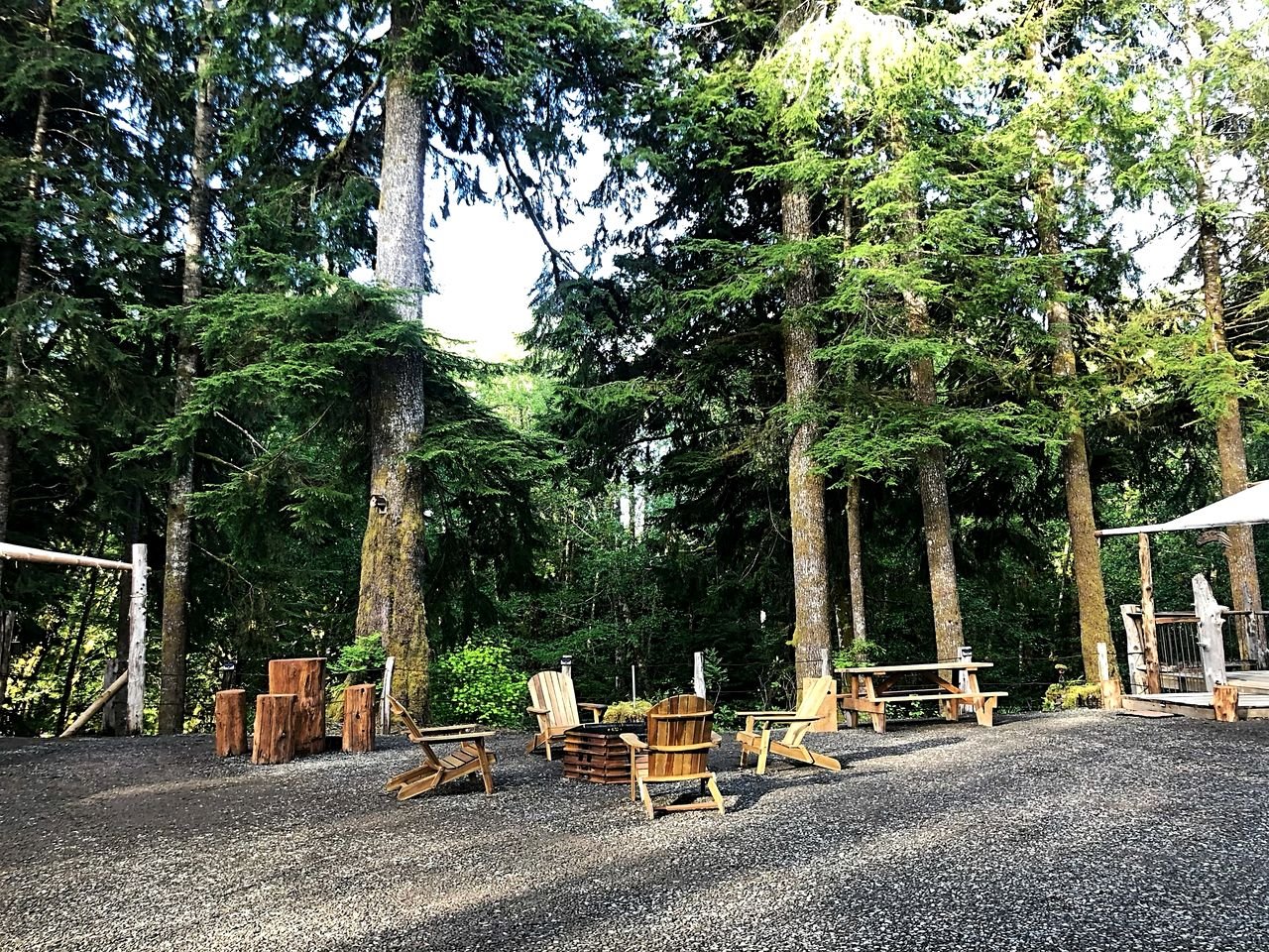 Pet-Friendly Safari Tent in Forks, near The Butchart Gardens, Perfect for a Weekend to Disconnect