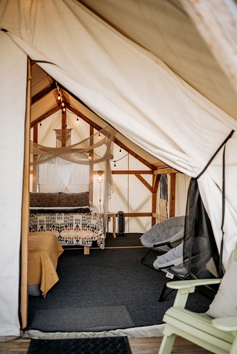 Safari Tents (United States of America, Emigrant, Montana)