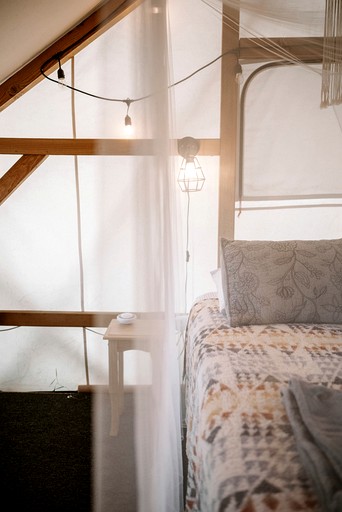Yurts (United States of America, Emigrant, Montana)