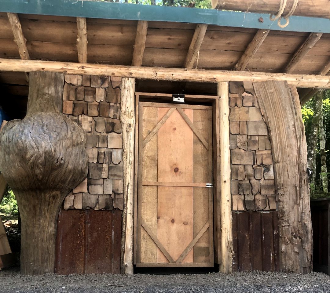 Luxurious Safari Tent for an Unforgettable Glamping Escape near Forks, Washington