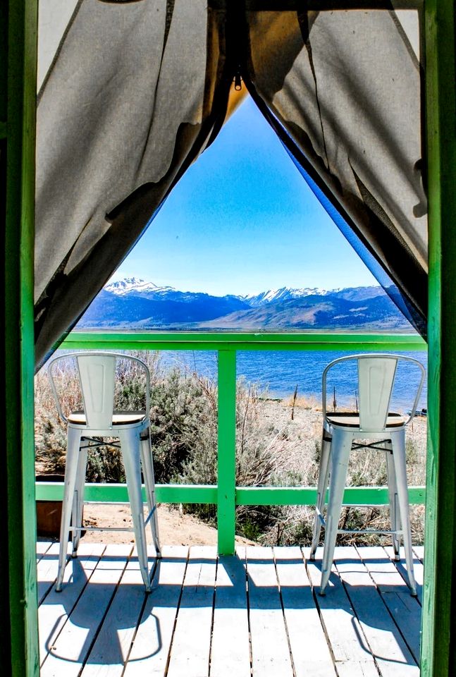 Cozy Lakeside Glamping Cabin with Mountain Views near Eastern Sierra, California