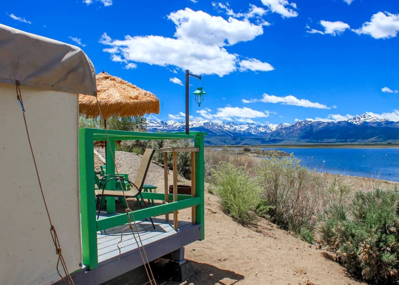 Stylish Lakeside Glamping Cabin with Eastern Sierra Mountain Views near Bridgeport, California